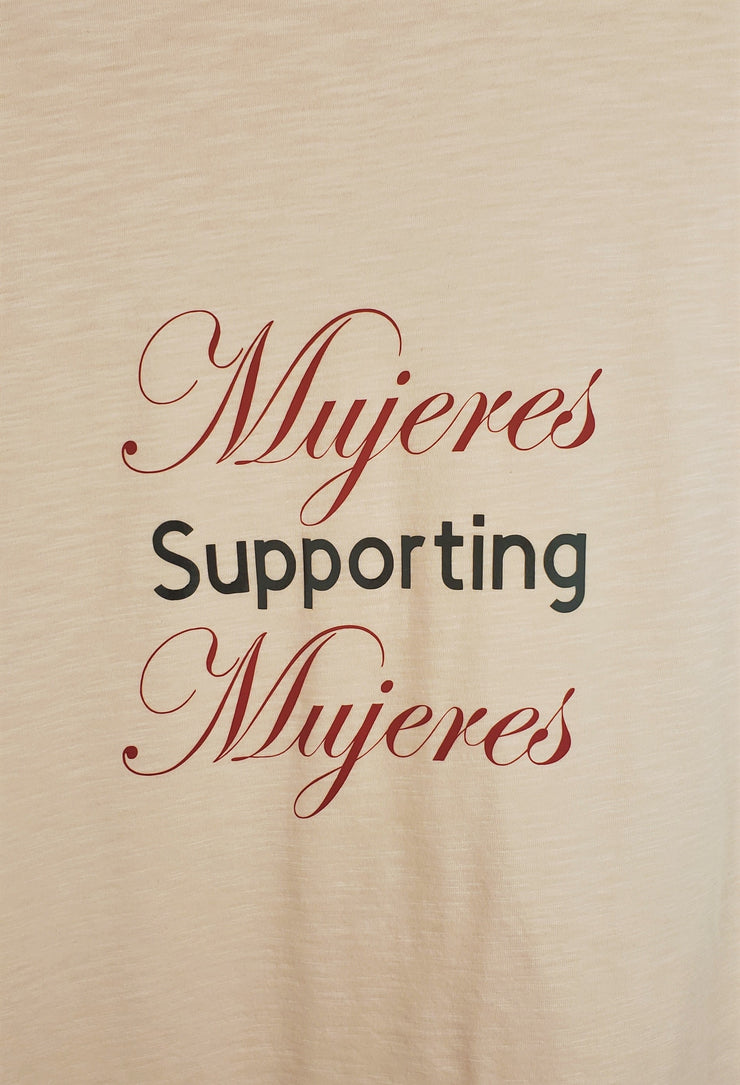 Divas on Fleek - Mujeres Supporting Mujeres T-Shirt