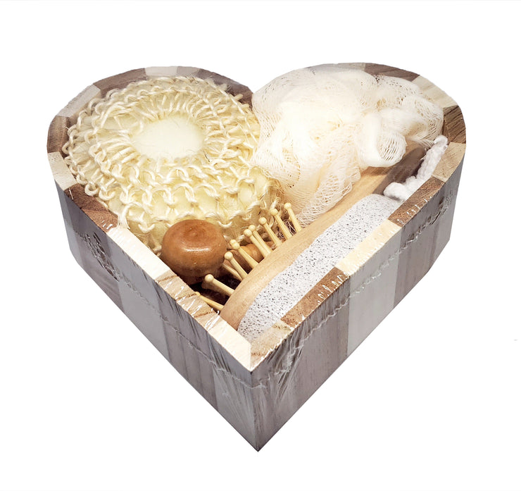 Wooden Heart Box - 6 pcs Bath Gift Set